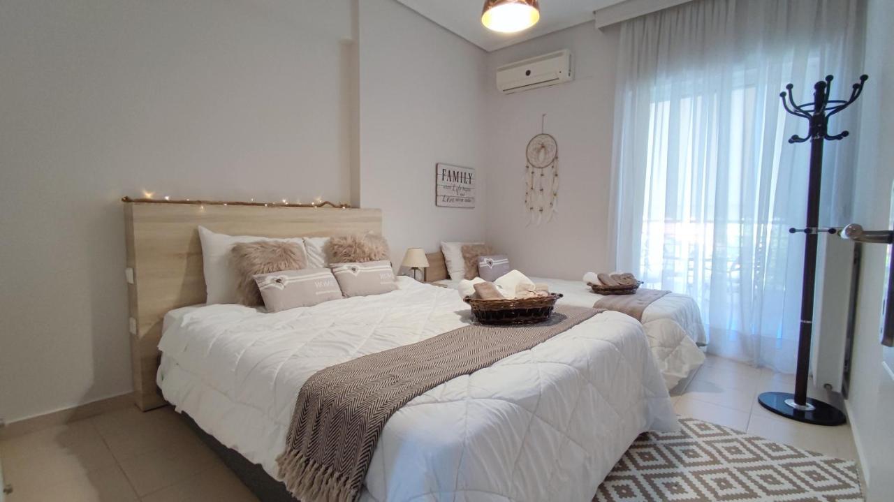 Rock & Roll 2 - Modern Apartment In Trikala Exterior foto